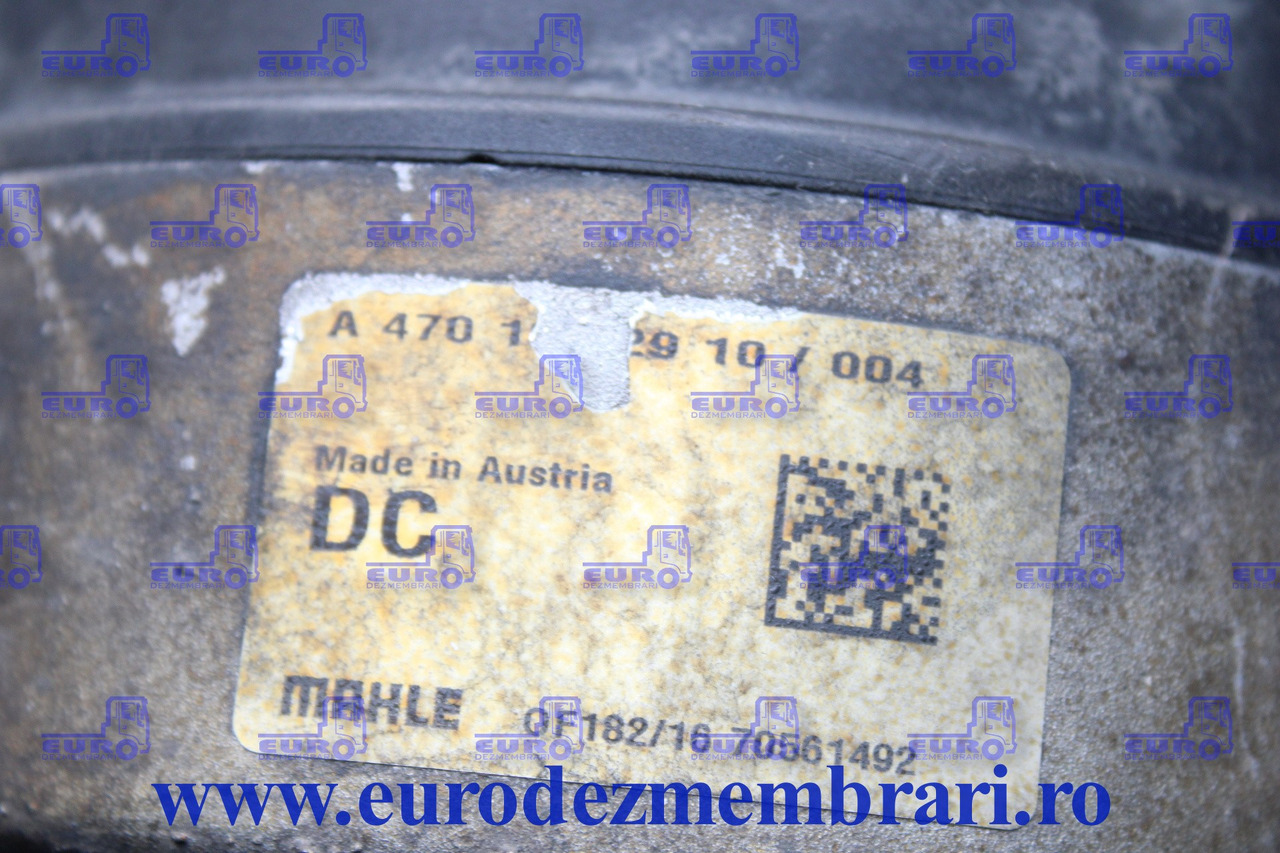 CARCASA FILTRU ULEI + POMPA APA MERCEDES ACTROS OM470LA A4701802910 - Oliefilter voor Vrachtwagen: afbeelding 3 CARCASA FILTRU ULEI + POMPA APA MERCEDES ACTROS OM470LA A4701802910 - Oliefilter voor Vrachtwagen: afbeelding 3