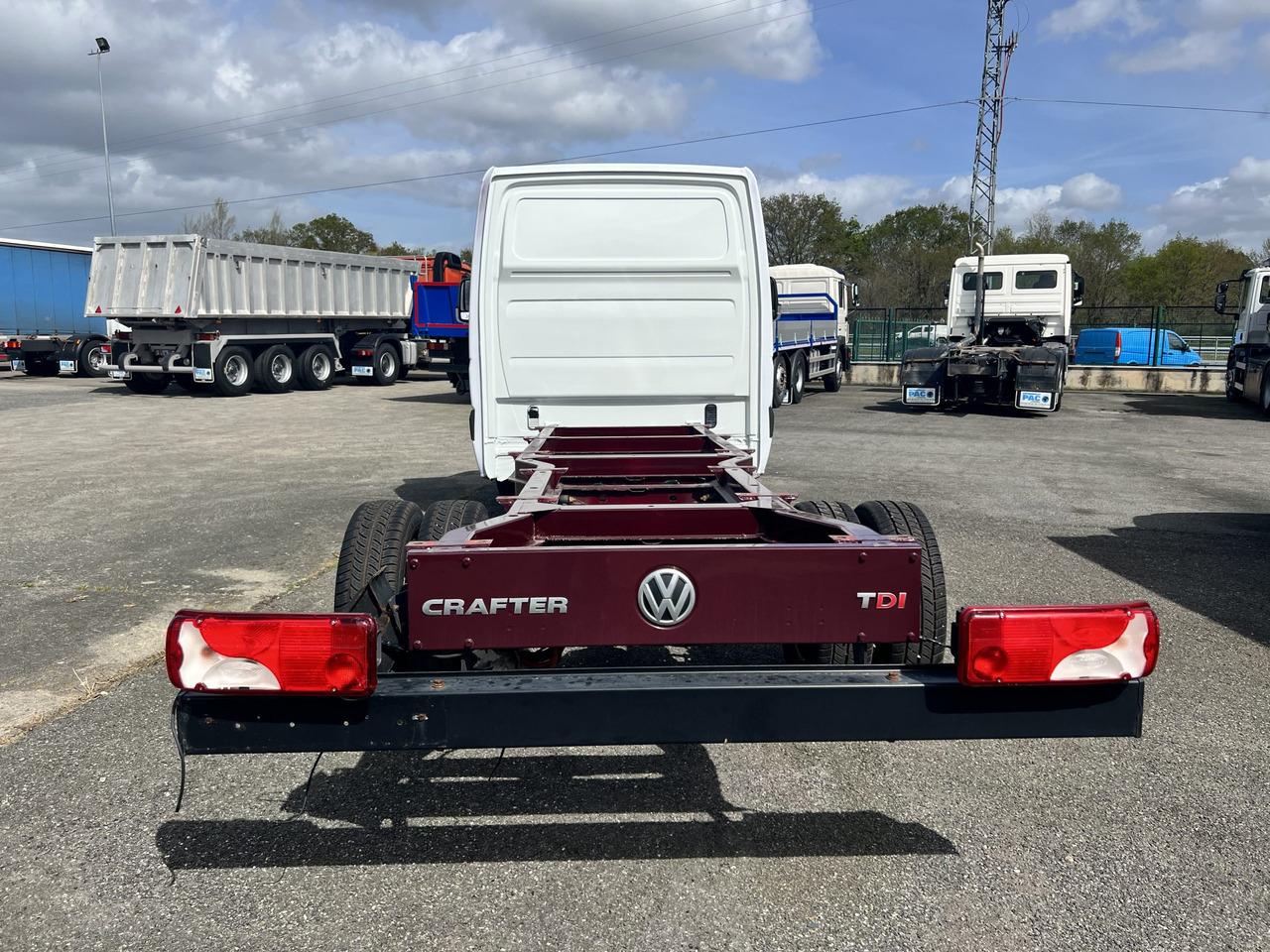 VOLKSWAGEN EN CHASIS - Bedrijfswagen: afbeelding 4 VOLKSWAGEN EN CHASIS - Bedrijfswagen: afbeelding 4