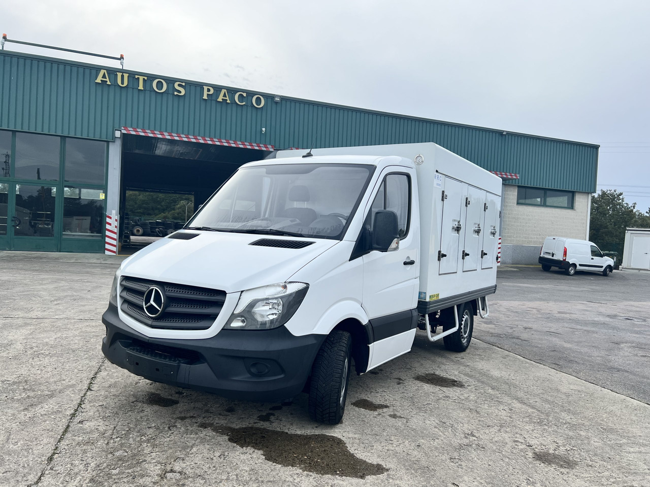 CAMION HELADERO 3.5T MERCEDES SPRINTER - Koelwagen: afbeelding 1 CAMION HELADERO 3.5T MERCEDES SPRINTER - Koelwagen: afbeelding 1
