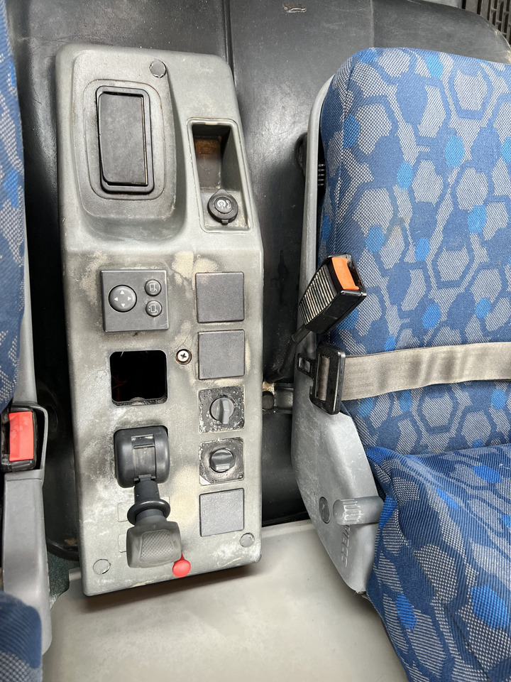 Chassis vrachtwagen IVECO 300 EN CHASIS: afbeelding 17