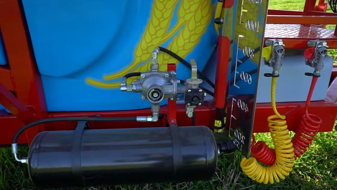 Biardzki Opryskiwacz 3000l /21 Hydropak / Sprayer 3000l /21 Hydropak/Feldspritze 3000l /21m Hydropak /Опрыскиватель 3000л /21м Гидропак/ - Getrokken veldspuit: afbeelding 3 Biardzki Opryskiwacz 3000l /21 Hydropak / Sprayer 3000l /21 Hydropak/Feldspritze 3000l /21m Hydropak /Опрыскиватель 3000л /21м Гидропак/ - Getrokken veldspuit: afbeelding 3