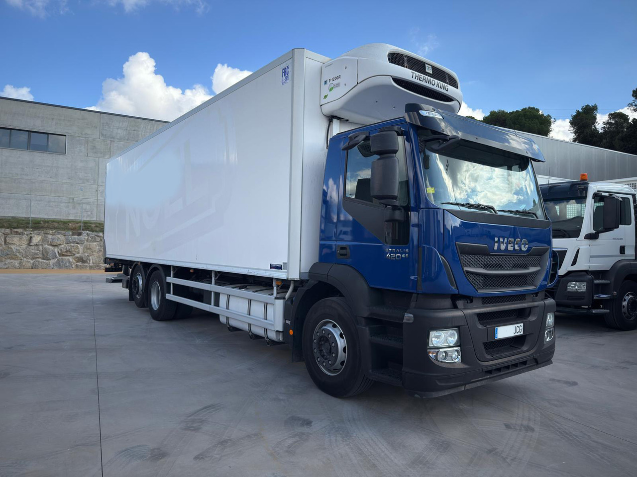 IVECO AD260S42 Stralis E6 (Refrigerator) - Koelwagen vrachtwagen: afbeelding 2 IVECO AD260S42 Stralis E6 (Refrigerator) - Koelwagen vrachtwagen: afbeelding 2