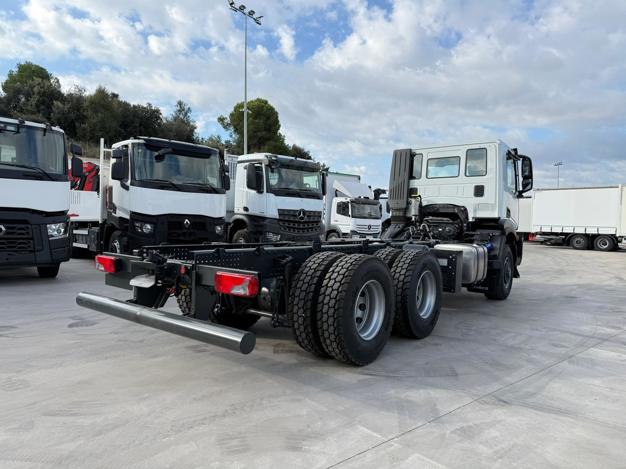 IVECO AD300X46Z OFF X-Way E6 (Chassis) - Chassis vrachtwagen: afbeelding 4 IVECO AD300X46Z OFF X-Way E6 (Chassis) - Chassis vrachtwagen: afbeelding 4