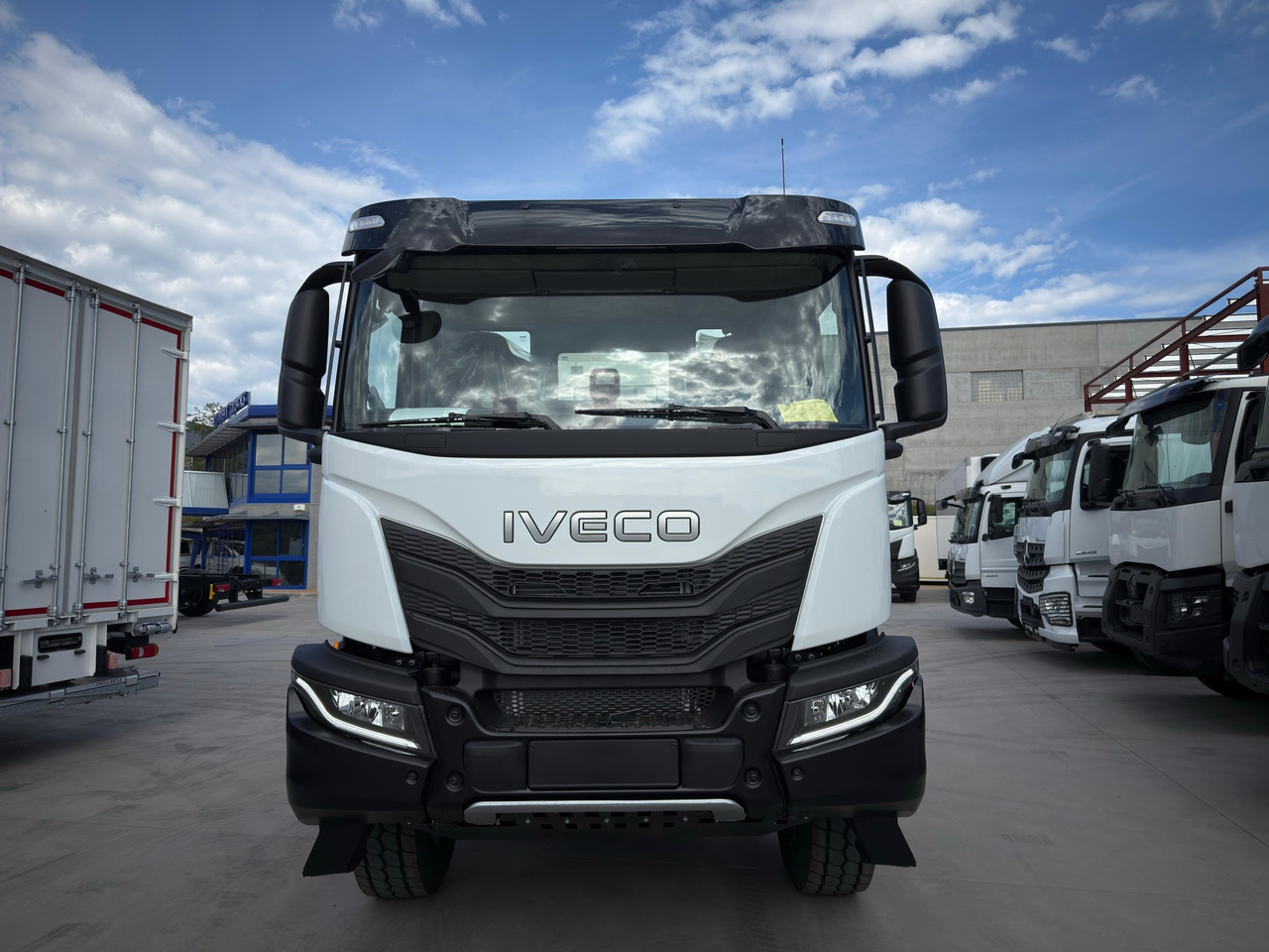 IVECO AD410T50 T-WAY 8x4 E6 (Chassis) - Chassis vrachtwagen: afbeelding 3 IVECO AD410T50 T-WAY 8x4 E6 (Chassis) - Chassis vrachtwagen: afbeelding 3