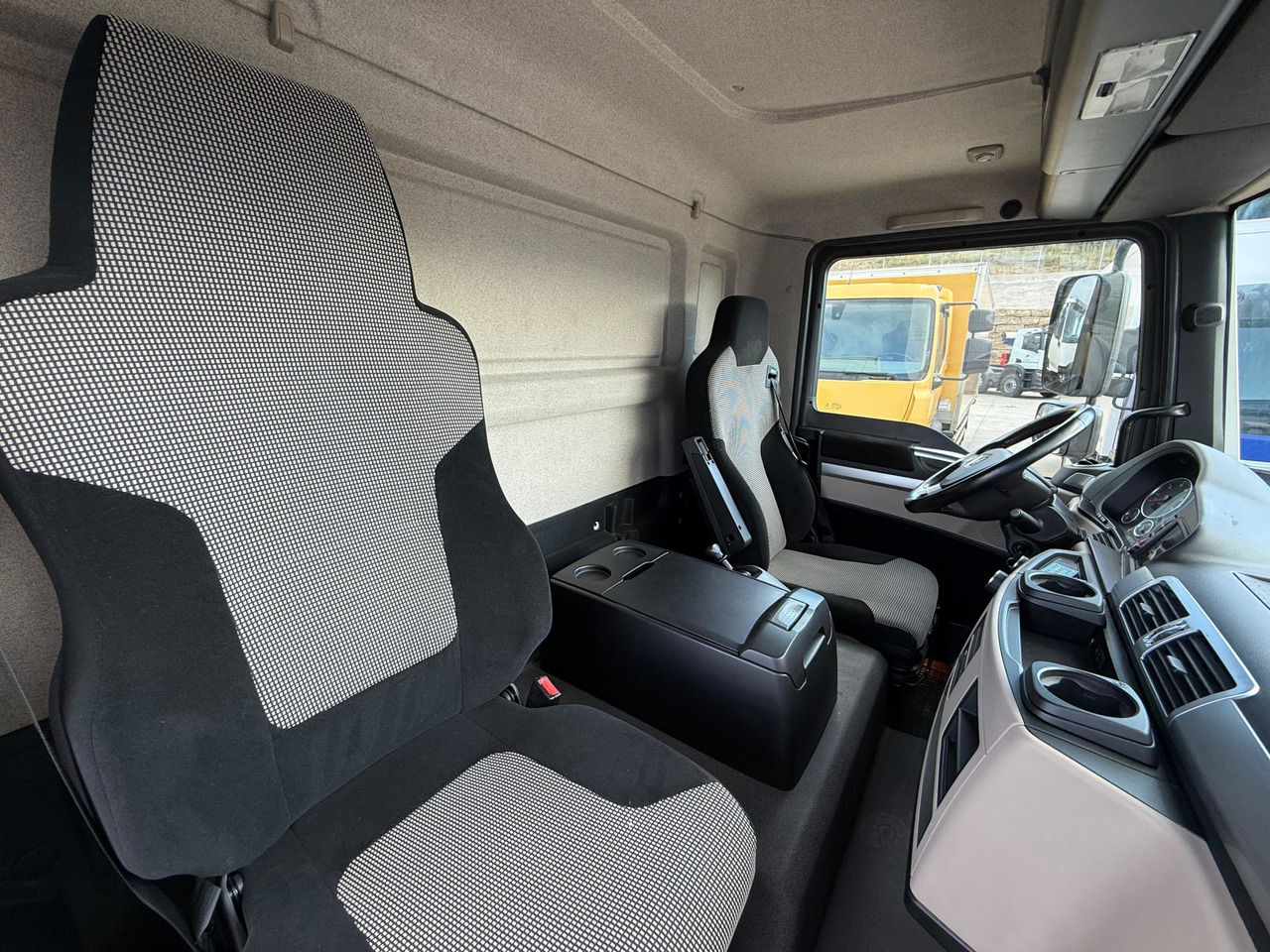 Bakwagen MAN 12.220 BL TGL E6 (Van): afbeelding 9 Bakwagen MAN 12.220 BL TGL E6 (Van): afbeelding 9