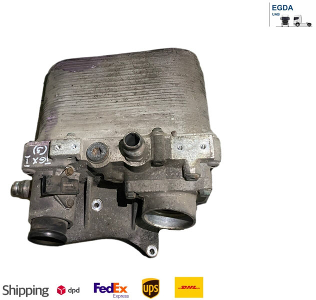 MAN TGX - Oliekoeler: afbeelding 1 MAN TGX - Oliekoeler: afbeelding 1