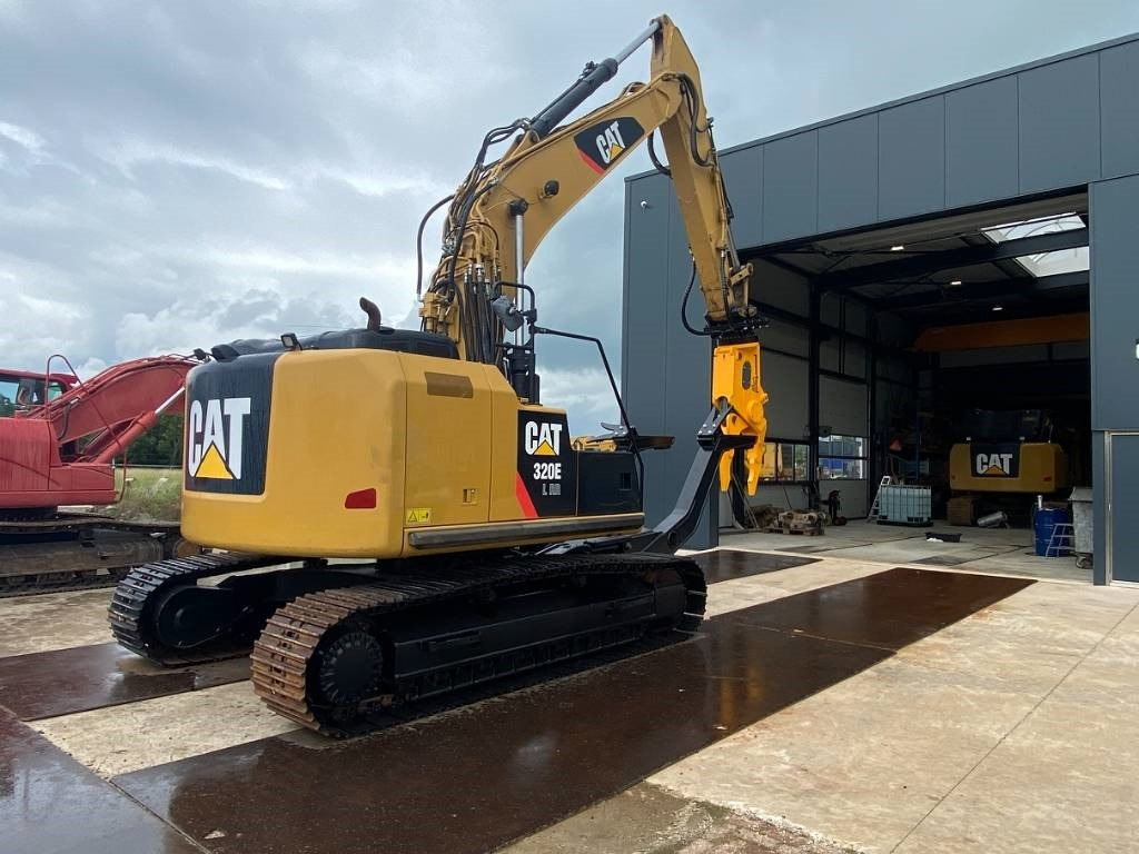 CAT 320 EL LR CAR DISMANTLER - Sloop graafmachine: afbeelding 4 CAT 320 EL LR CAR DISMANTLER - Sloop graafmachine: afbeelding 4