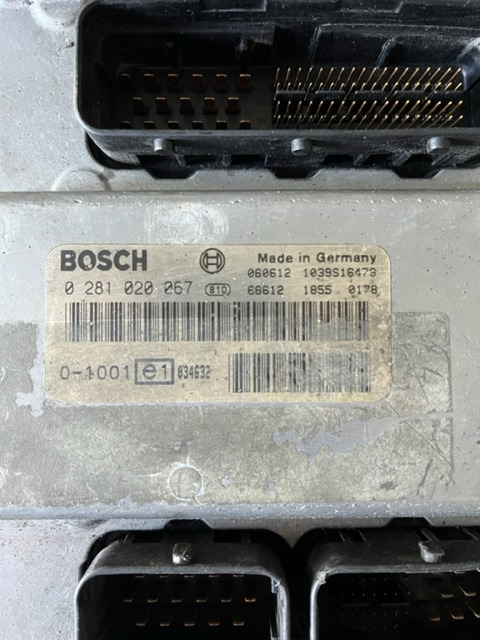 BOSCH Bosch 0281020067 - ECU voor Stadsbus: afbeelding 2 BOSCH Bosch 0281020067 - ECU voor Stadsbus: afbeelding 2