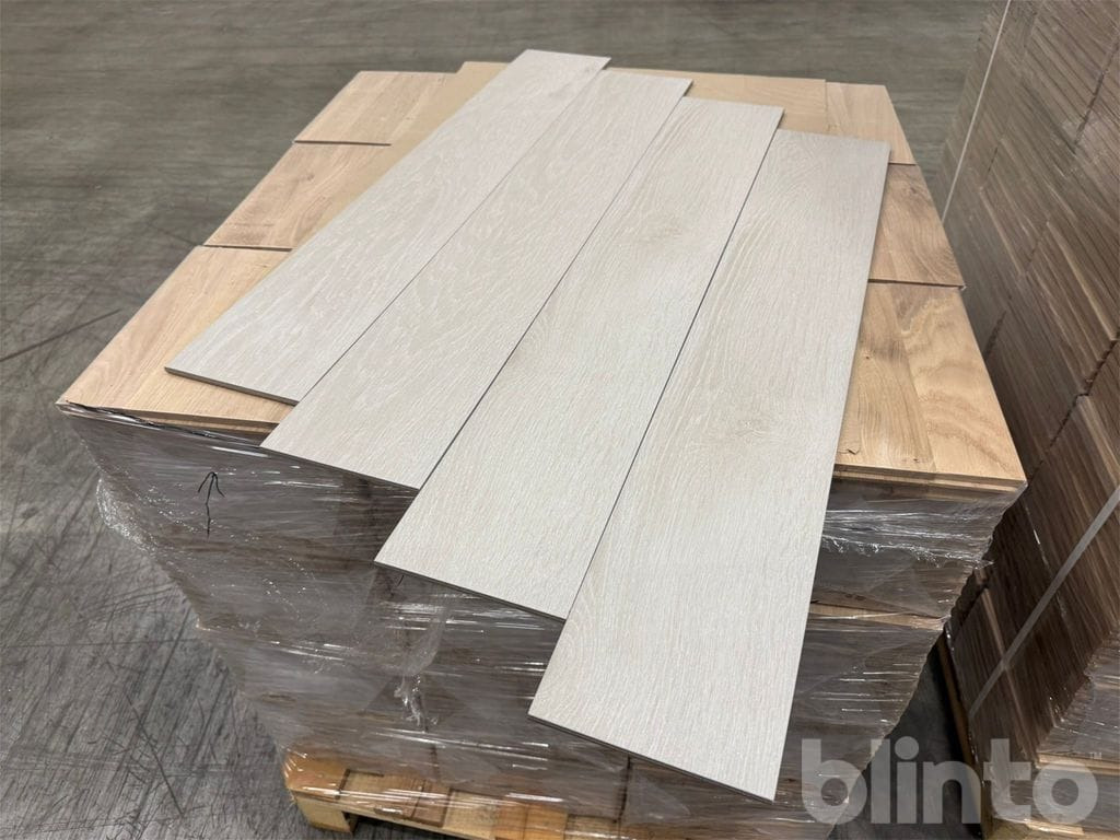 116 m2 - 150x900 mm - Gereedschap/ Toebehoor: afbeelding 2 116 m2 - 150x900 mm - Gereedschap/ Toebehoor: afbeelding 2