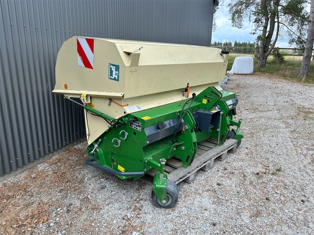 Amazone 2100 Super - Veeteelt materiaal: afbeelding 3 Amazone 2100 Super - Veeteelt materiaal: afbeelding 3
