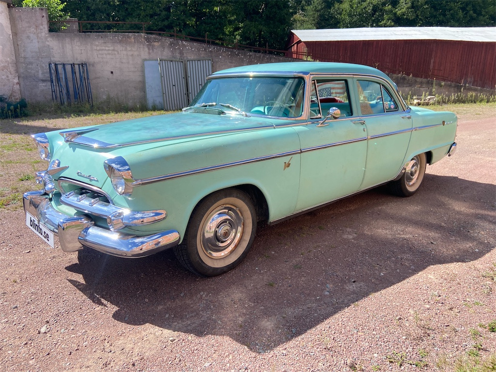 DODGE CUSTOM ROYAL - Personenwagen: afbeelding 1 DODGE CUSTOM ROYAL - Personenwagen: afbeelding 1