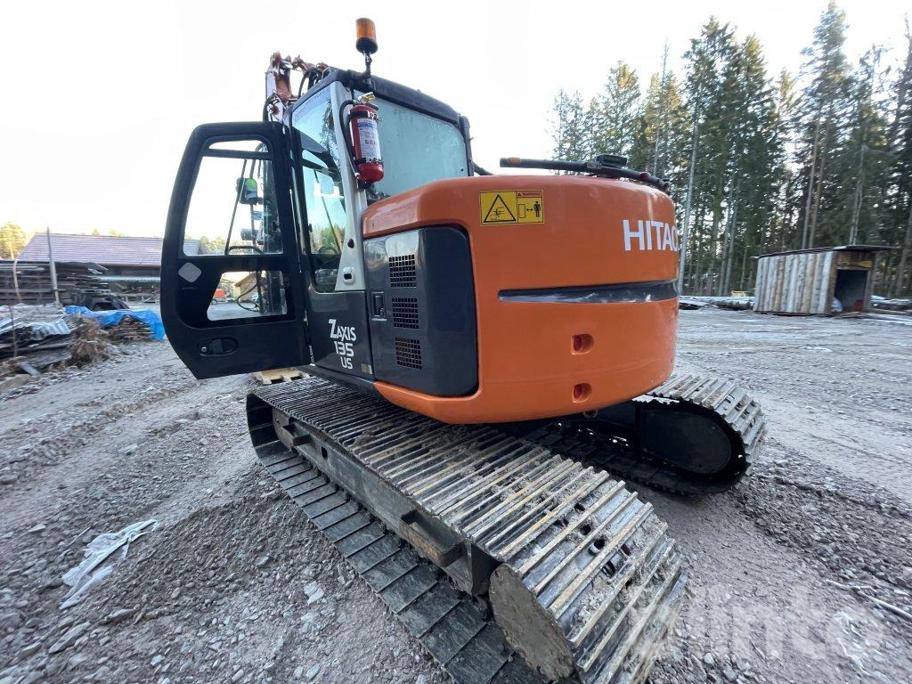 Hitachi ZAXIS 135 - Rupsgraafmachine: afbeelding 5 Hitachi ZAXIS 135 - Rupsgraafmachine: afbeelding 5