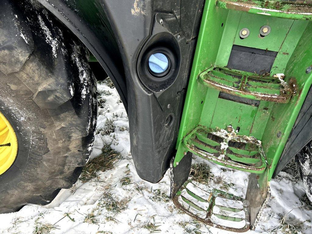 Tractor JOHN DEERE 6215R: afbeelding 13