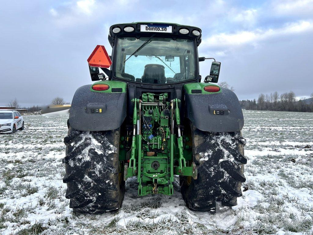 Tractor JOHN DEERE 6215R: afbeelding 6