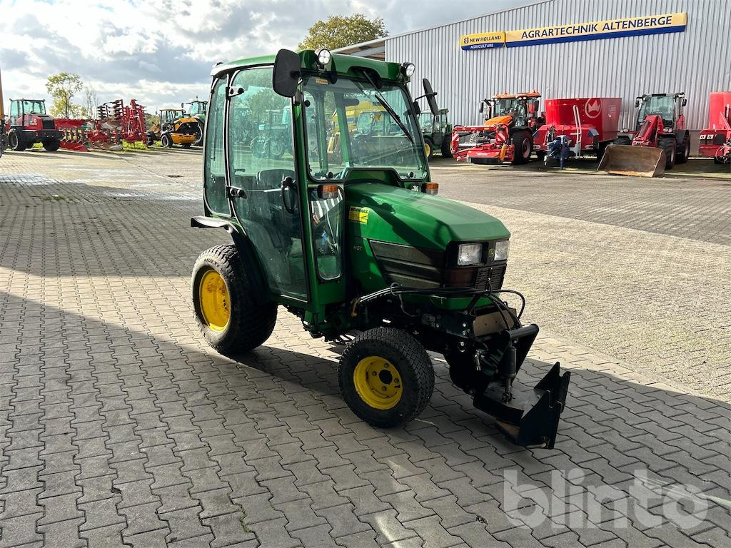 John Deere 4010HST - Tractor: afbeelding 2 John Deere 4010HST - Tractor: afbeelding 2