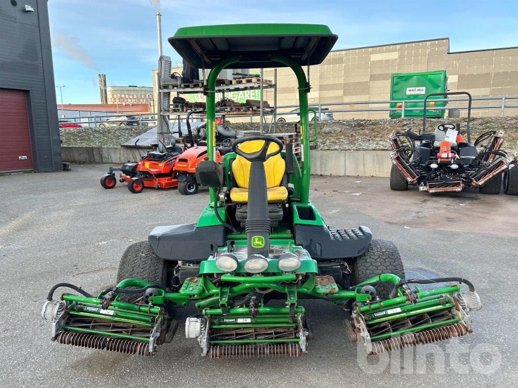 John Deere 7500A - Gazonmaaier: afbeelding 2 John Deere 7500A - Gazonmaaier: afbeelding 2