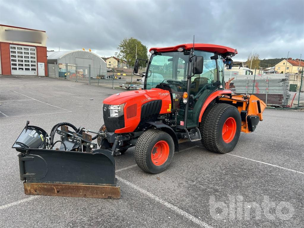 KUBOTA L2-622 - Tractor: afbeelding 1 KUBOTA L2-622 - Tractor: afbeelding 1