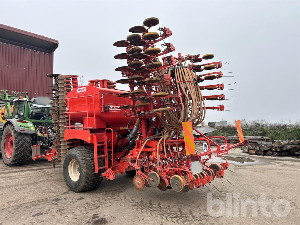 Kreiselegge + pneumatische Säeinheit Maschio Gaspardo (2014 und 2013) - Zaaicombinatie: afbeelding 2 Kreiselegge + pneumatische Säeinheit Maschio Gaspardo (2014 und 2013) - Zaaicombinatie: afbeelding 2