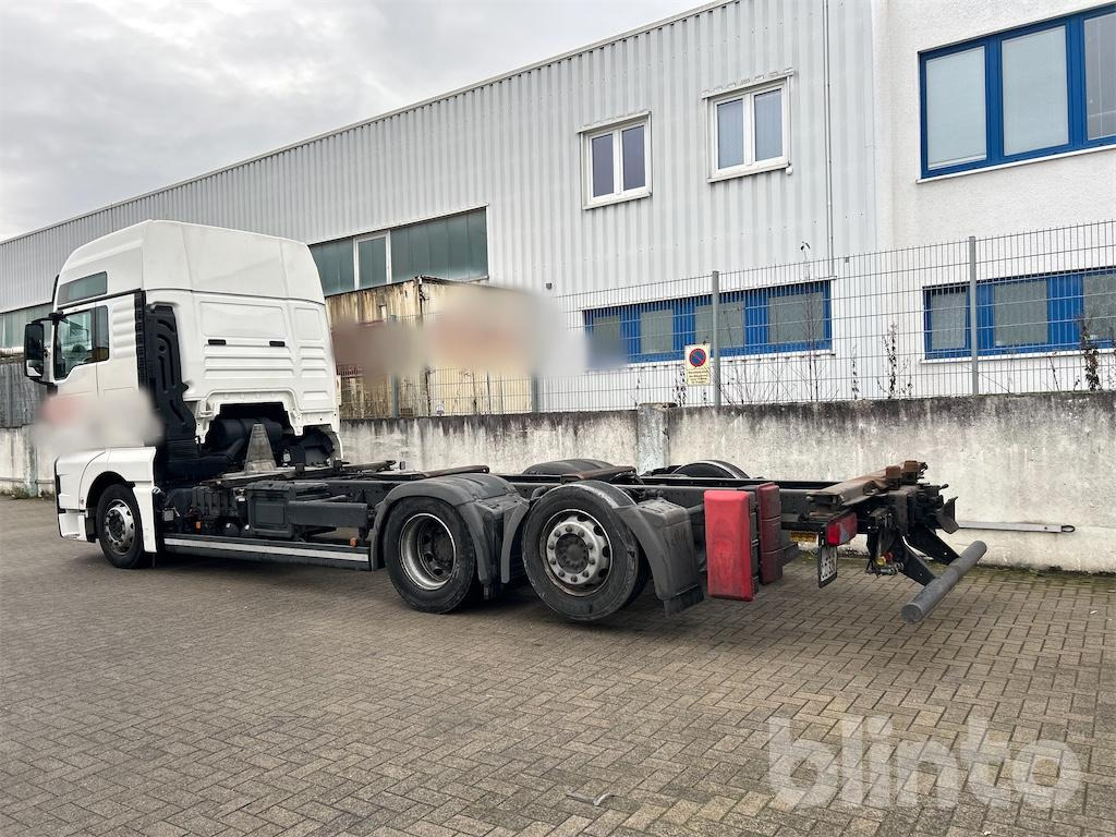 MAN TGX 26.400 (2020) - Containertransporter/ Wissellaadbak vrachtwagen: afbeelding 4 MAN TGX 26.400 (2020) - Containertransporter/ Wissellaadbak vrachtwagen: afbeelding 4