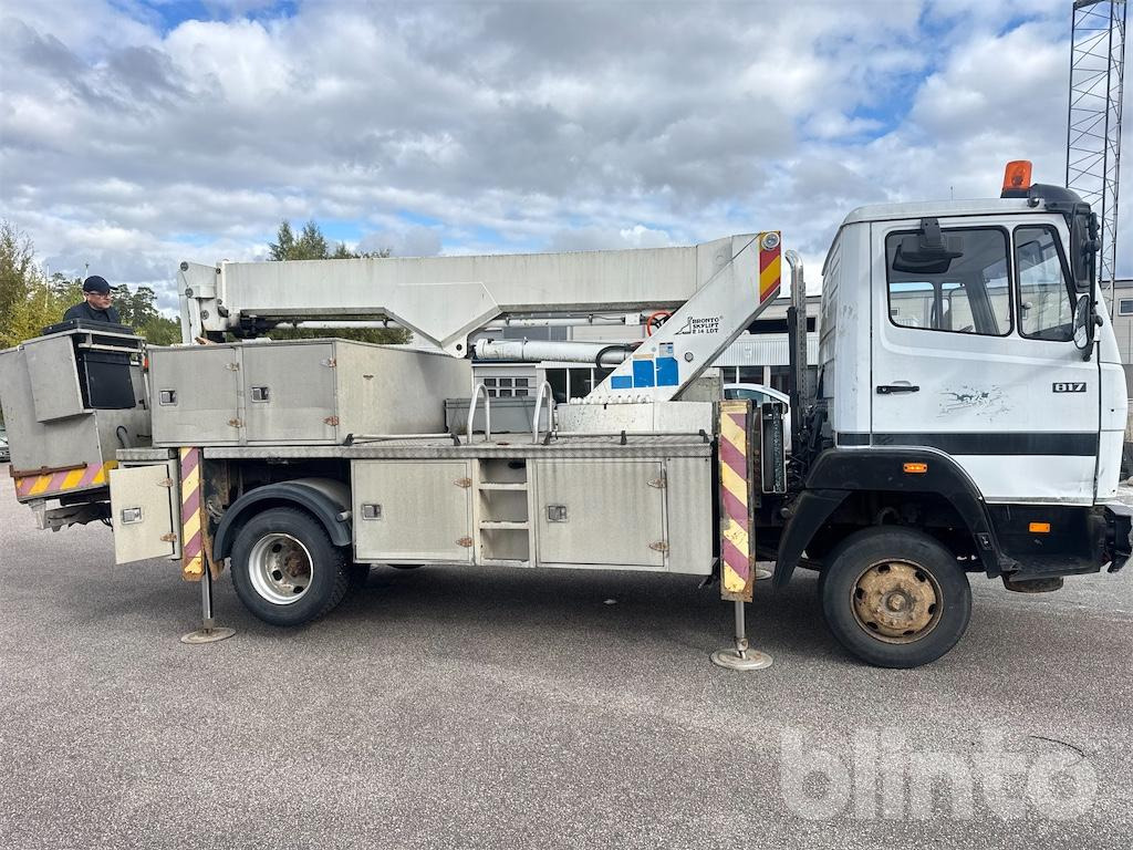 MERCEDES BENZ 817 - Vrachtwagen hoogwerker: afbeelding 4 MERCEDES BENZ 817 - Vrachtwagen hoogwerker: afbeelding 4
