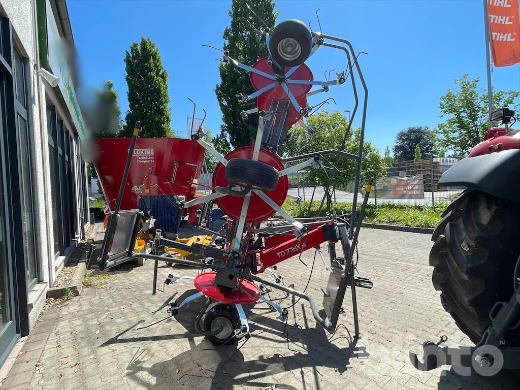 Massey Ferguson 776X DN - Hooischudder: afbeelding 3 Massey Ferguson 776X DN - Hooischudder: afbeelding 3