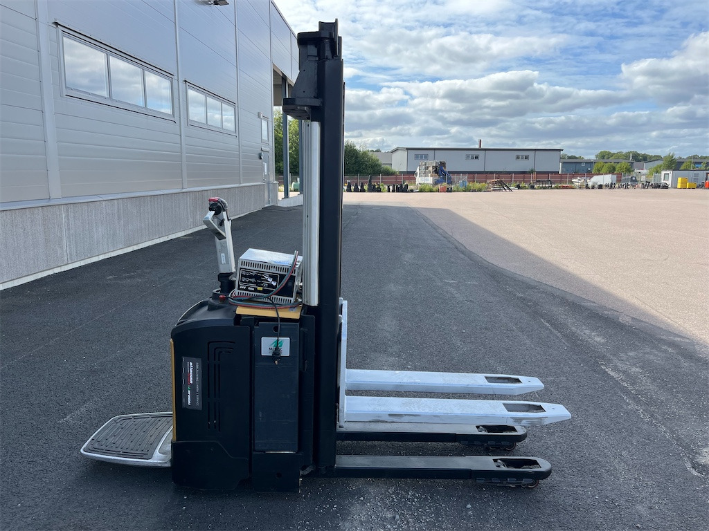 Mitsubishi SBV12NI - Stapelaar: afbeelding 4 Mitsubishi SBV12NI - Stapelaar: afbeelding 4