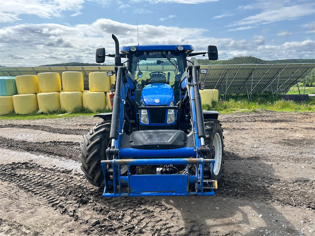 NEW HOLLAND TS 100A 4WD - Tractor: afbeelding 2 NEW HOLLAND TS 100A 4WD - Tractor: afbeelding 2