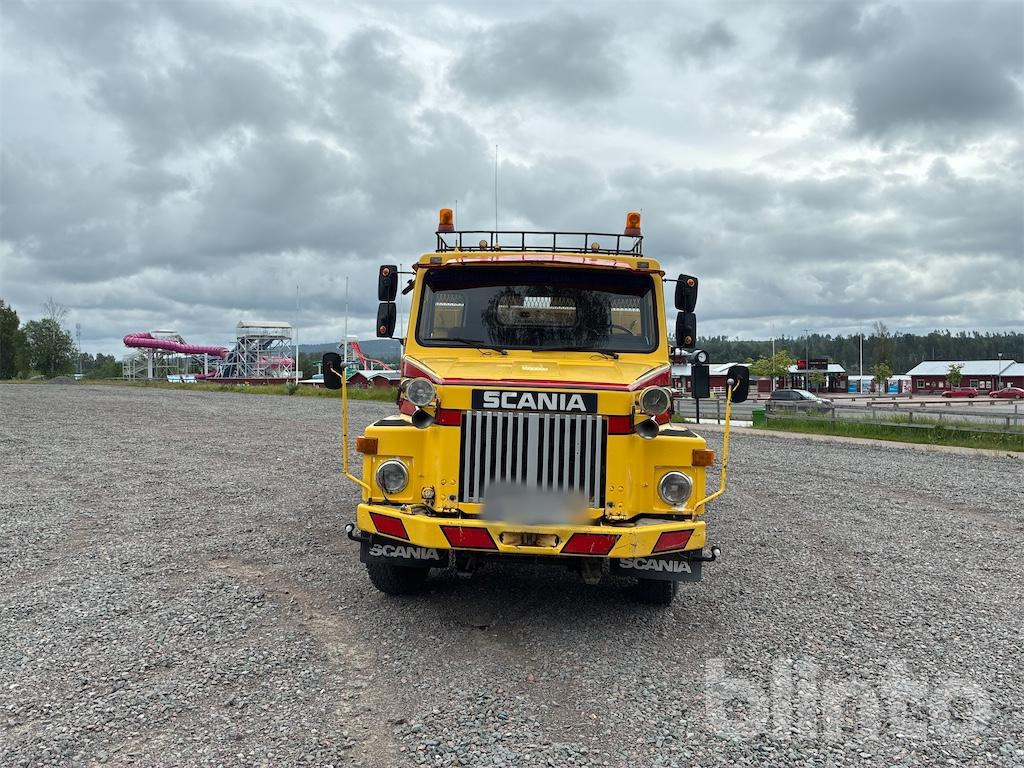 SCANIA LS 141S42 240 - Kipper vrachtwagen: afbeelding 2 SCANIA LS 141S42 240 - Kipper vrachtwagen: afbeelding 2