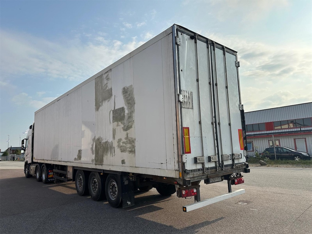 SCHMITZ SKO 24 - Koelwagen oplegger: afbeelding 5 SCHMITZ SKO 24 - Koelwagen oplegger: afbeelding 5