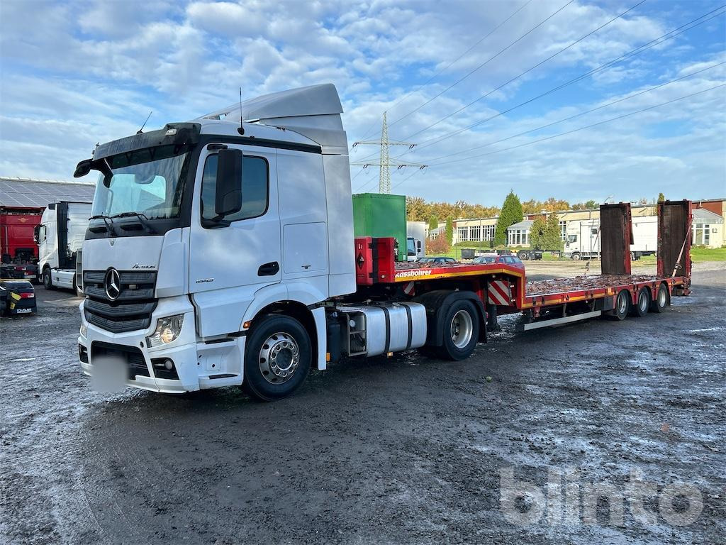 Mercedes-Benz Actros 1843 LS 4x2 + Kässbohrer Lowbed LB3E - Trekker, Dieplader oplegger: afbeelding 1 Mercedes-Benz Actros 1843 LS 4x2 + Kässbohrer Lowbed LB3E - Trekker, Dieplader oplegger: afbeelding 1