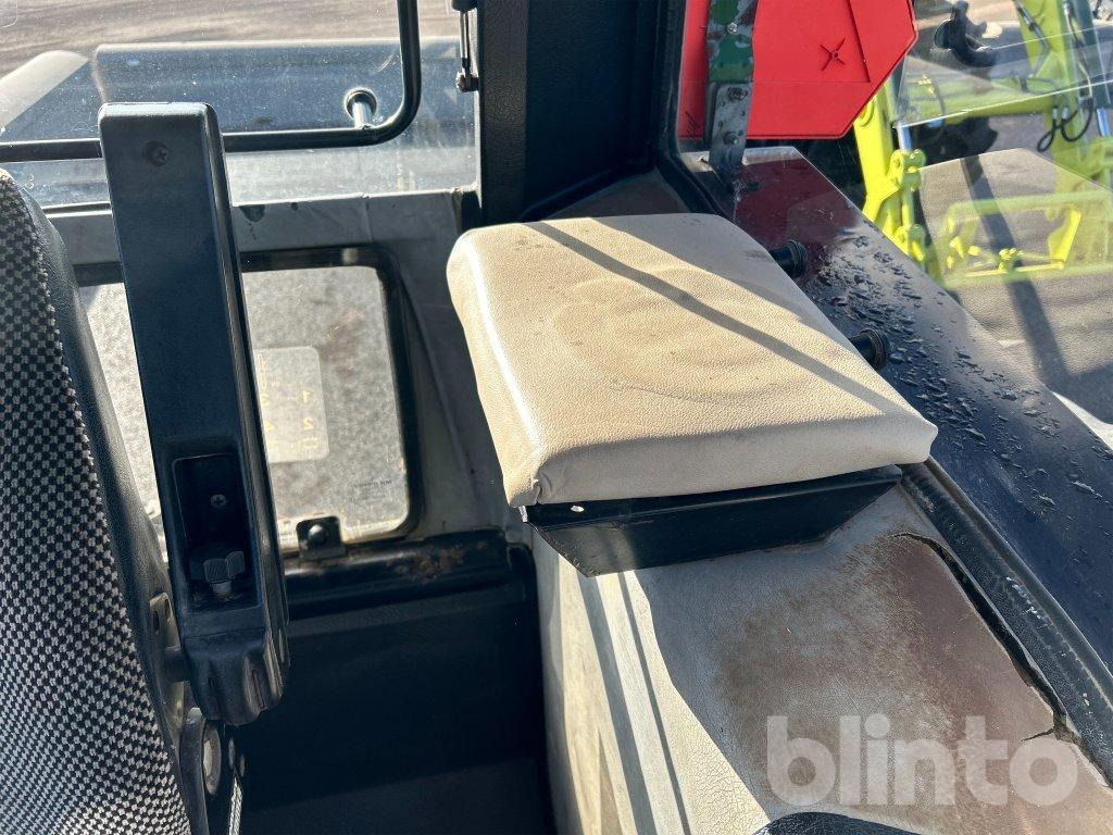 Tractor VALMET 705: afbeelding 23 Tractor VALMET 705: afbeelding 23
