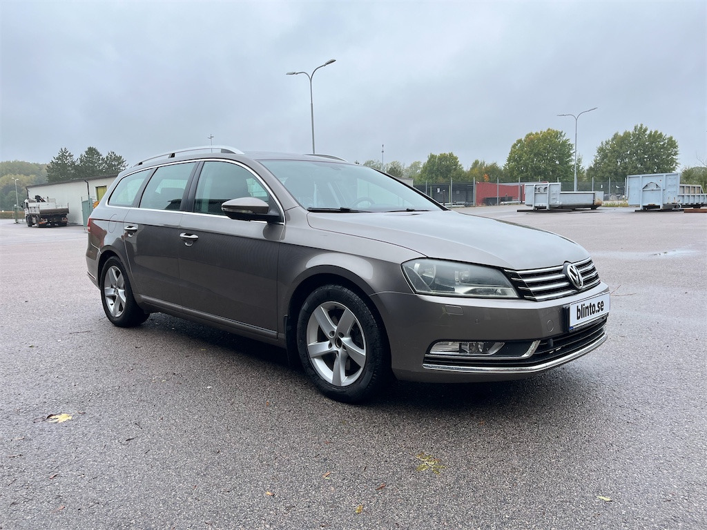 VOLKSWAGEN Passat Variant 2,0 TDI (Kommunbil) - Personenwagen: afbeelding 3 VOLKSWAGEN Passat Variant 2,0 TDI (Kommunbil) - Personenwagen: afbeelding 3