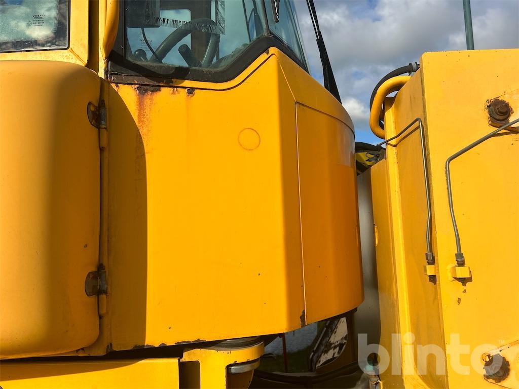 Wiellader VOLVO L90D: afbeelding 34