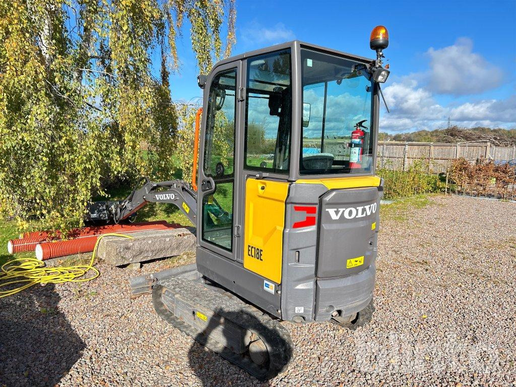 Volvo EC18 E - Minigraafmachine: afbeelding 2 Volvo EC18 E - Minigraafmachine: afbeelding 2