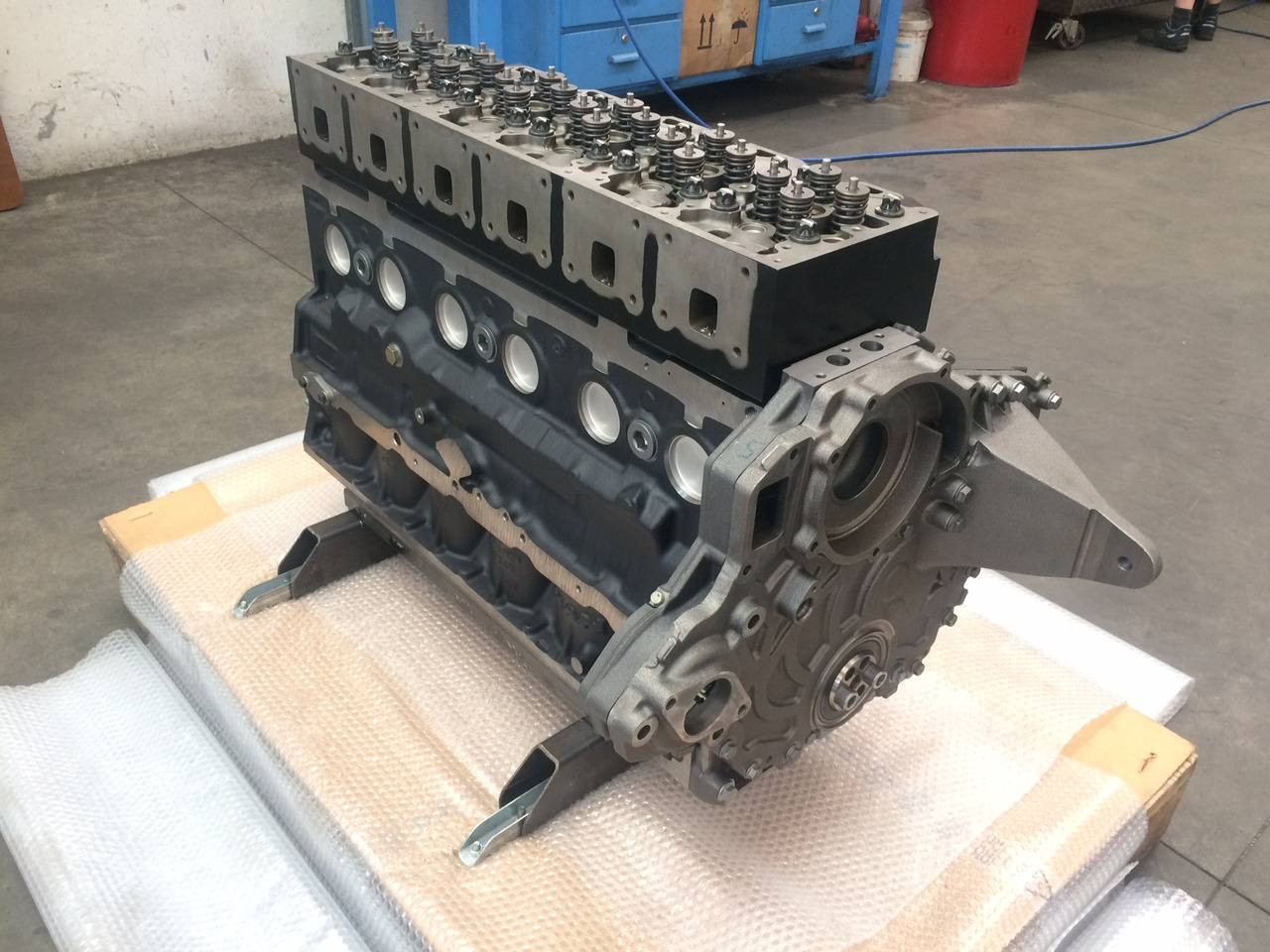 MOTORE MAN D0836LUH41 - 240CV - EURO 3 - BUS - Orizzontale - Motor voor Bus: afbeelding 1 MOTORE MAN D0836LUH41 - 240CV - EURO 3 - BUS - Orizzontale - Motor voor Bus: afbeelding 1