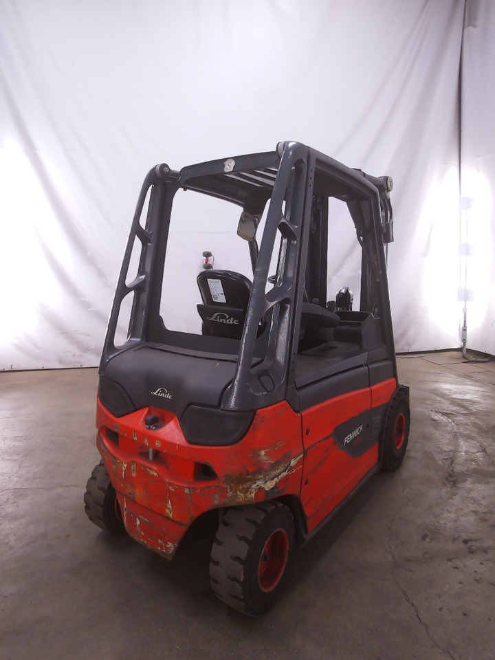 Linde E25-01 - Elektrische heftruck: afbeelding 2 Linde E25-01 - Elektrische heftruck: afbeelding 2