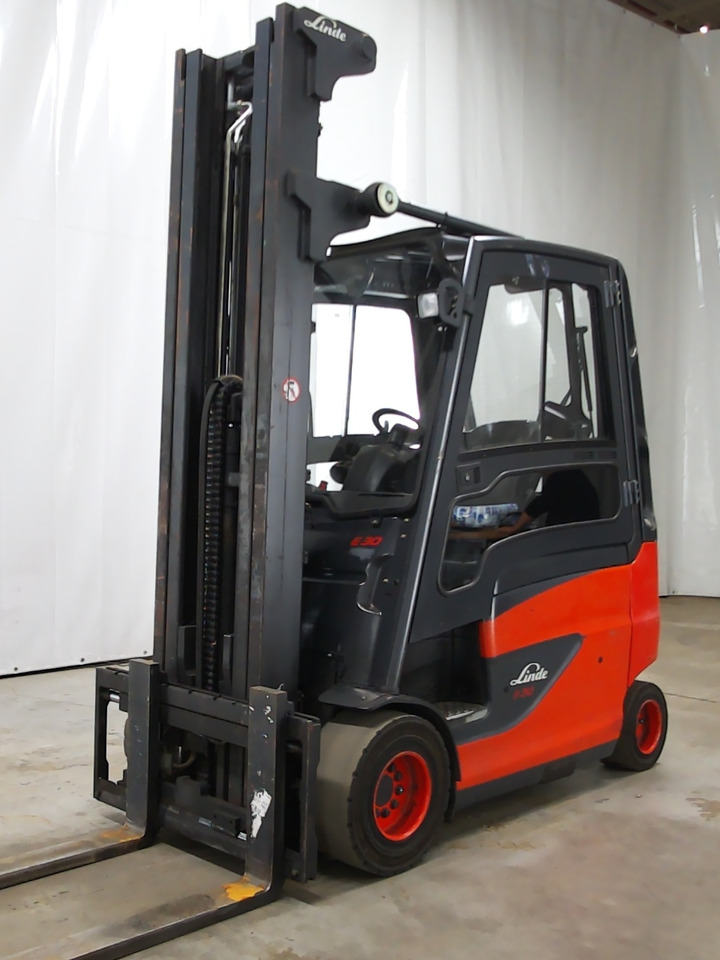 Linde E30HL-01/600 - Elektrische heftruck: afbeelding 1 Linde E30HL-01/600 - Elektrische heftruck: afbeelding 1