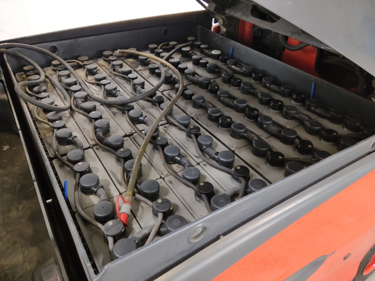 Linde E30HL-01/600 - Elektrische heftruck: afbeelding 4 Linde E30HL-01/600 - Elektrische heftruck: afbeelding 4