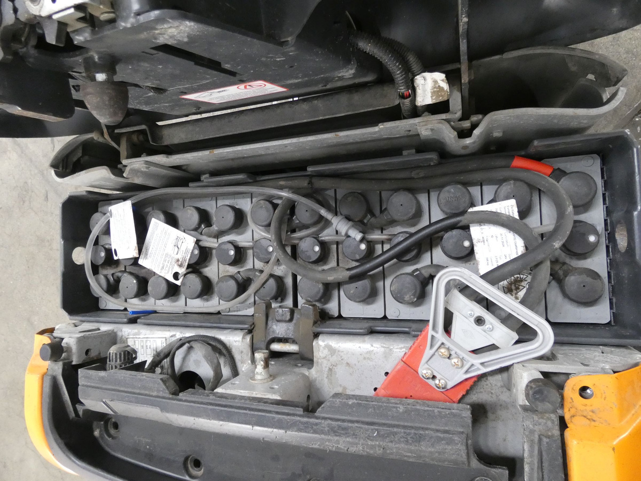 Still OPX25PLUS/520MM/2380 - Orderverzameltruck: afbeelding 4 Still OPX25PLUS/520MM/2380 - Orderverzameltruck: afbeelding 4