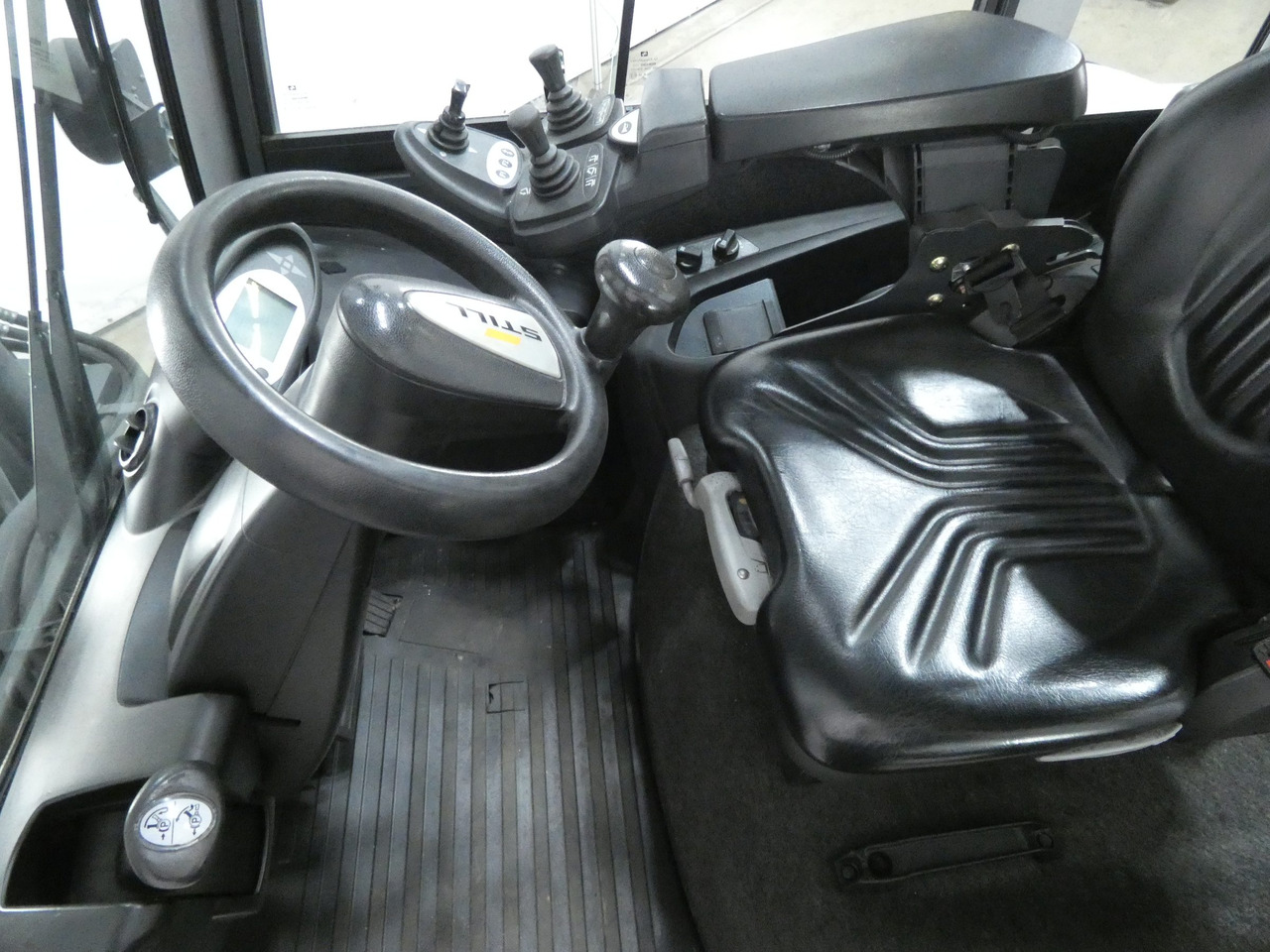 Still RX70-80/900 - Diesel heftruck: afbeelding 3 Still RX70-80/900 - Diesel heftruck: afbeelding 3