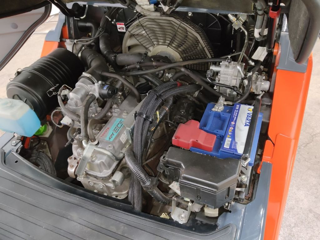 Toyota 02-8FGF30 - Heftruck: afbeelding 4 Toyota 02-8FGF30 - Heftruck: afbeelding 4