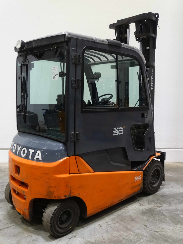Toyota 8FBMT30 - Elektrische heftruck: afbeelding 2 Toyota 8FBMT30 - Elektrische heftruck: afbeelding 2