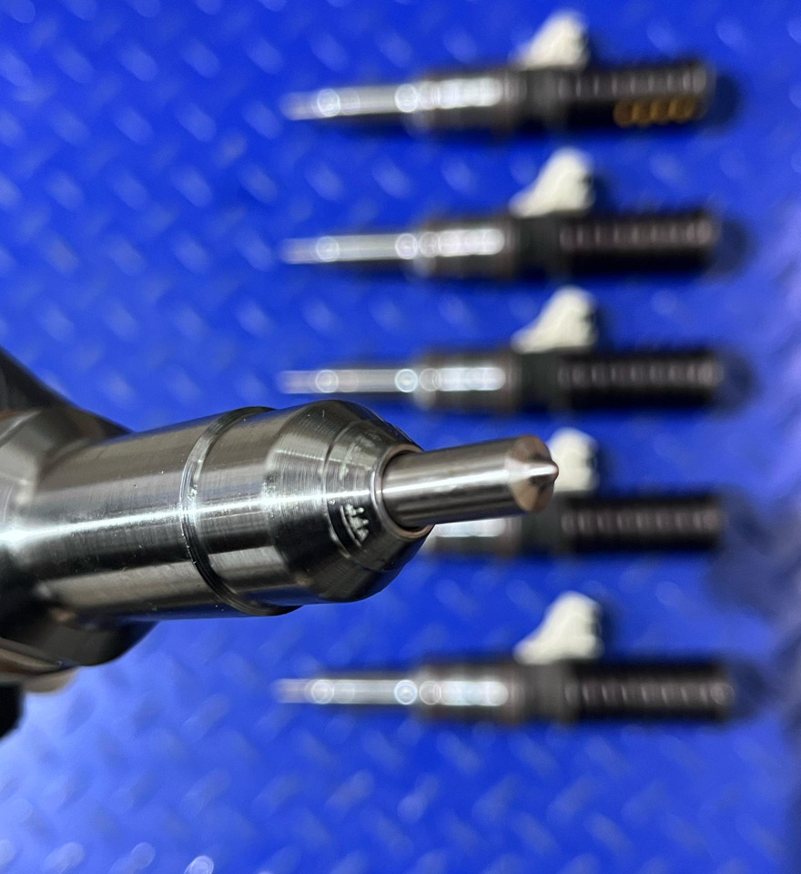 BOSCH Pump Nozzle Iveco 504287069 - Injector: afbeelding 3 BOSCH Pump Nozzle Iveco 504287069 - Injector: afbeelding 3