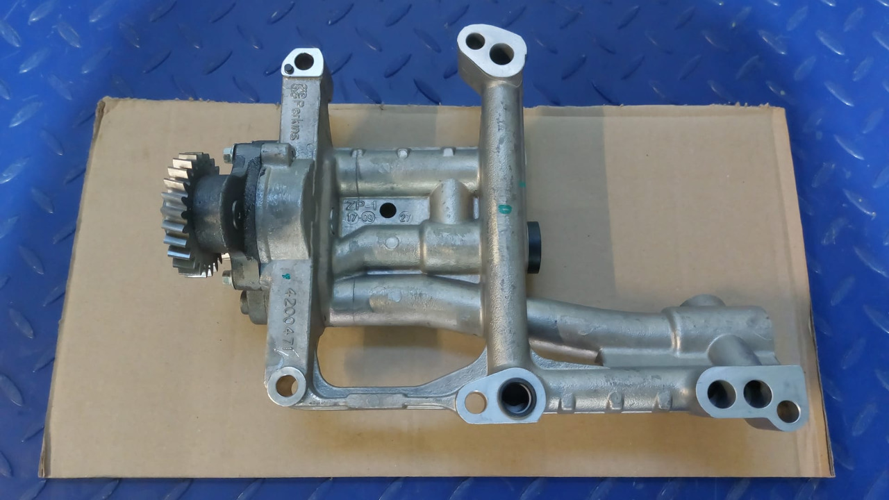 CATERPILLAR oil pump C4.4, C6.6 4200471 - Oliepomp voor Vrachtwagen: afbeelding 1 CATERPILLAR oil pump C4.4, C6.6 4200471 - Oliepomp voor Vrachtwagen: afbeelding 1