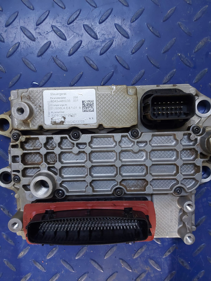 Mercedes Actros Atego MCM2.1 A0014466435 Reconditioned - ECU voor Vrachtwagen: afbeelding 1 Mercedes Actros Atego MCM2.1 A0014466435 Reconditioned - ECU voor Vrachtwagen: afbeelding 1