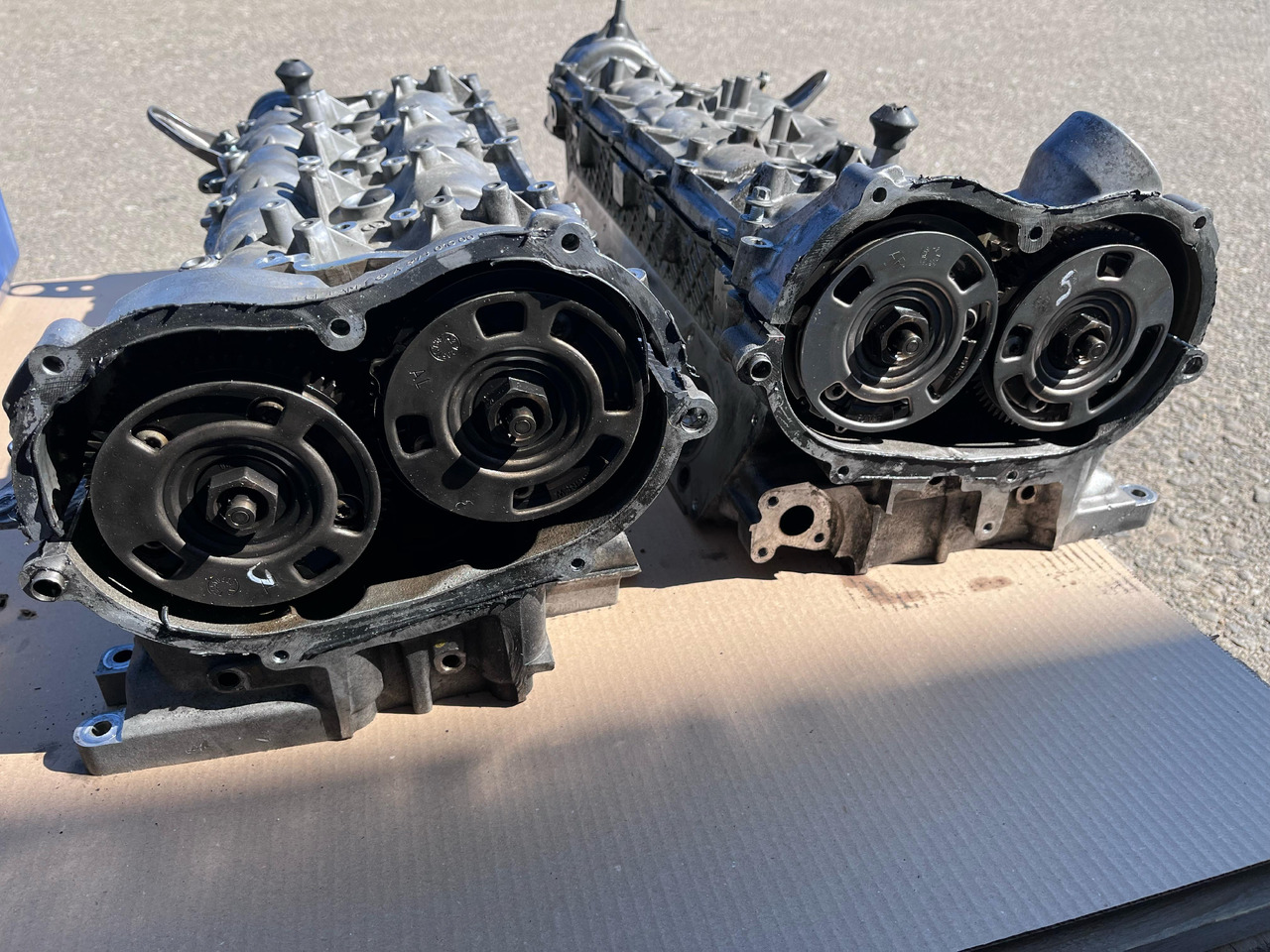 Mercedes Benz Cylinder Heads A2730160105 / A2730160005 - Cilinderblok: afbeelding 2 Mercedes Benz Cylinder Heads A2730160105 / A2730160005 - Cilinderblok: afbeelding 2