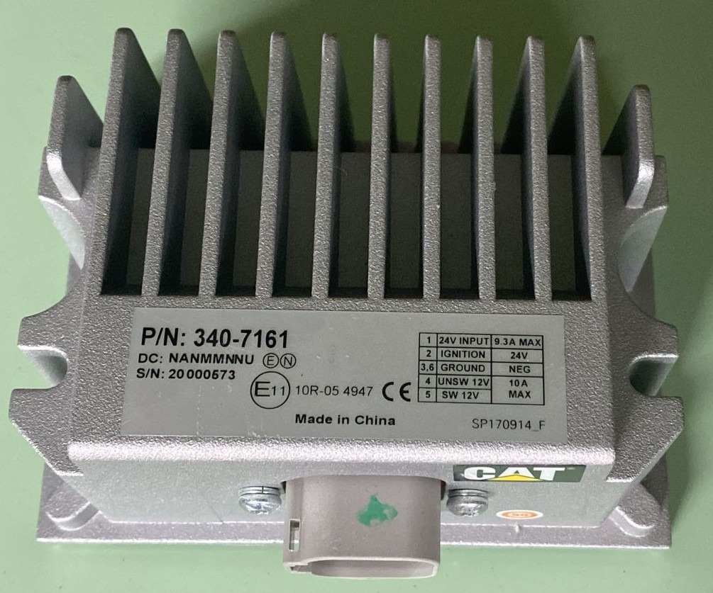 CATERPILLAR 340-7161 24 Volt to 12 Volt Power Converter - Onderdelen voor Graafmachine: afbeelding 1 CATERPILLAR 340-7161 24 Volt to 12 Volt Power Converter - Onderdelen voor Graafmachine: afbeelding 1