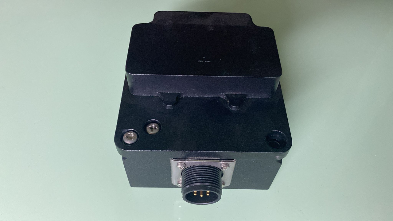 CATERPILLAR 433-6936: 9-32 Volts Inertial Sensor - Onderdelen voor Compacte rupslader: afbeelding 1 CATERPILLAR 433-6936: 9-32 Volts Inertial Sensor - Onderdelen voor Compacte rupslader: afbeelding 1