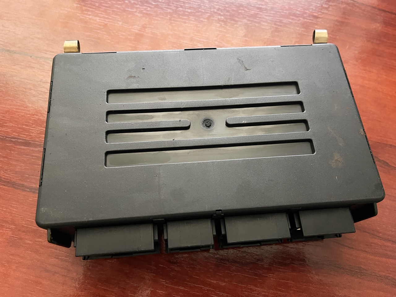 Temic Mercedes Unimog Ecu A0004469835 - ECU voor Andere machine: afbeelding 3 Temic Mercedes Unimog Ecu A0004469835 - ECU voor Andere machine: afbeelding 3
