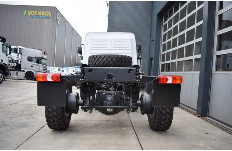 Mercedes-Benz Atego 1725 4x4 Chassis Cabin (2 units) - Chassis vrachtwagen: afbeelding 5 Mercedes-Benz Atego 1725 4x4 Chassis Cabin (2 units) - Chassis vrachtwagen: afbeelding 5